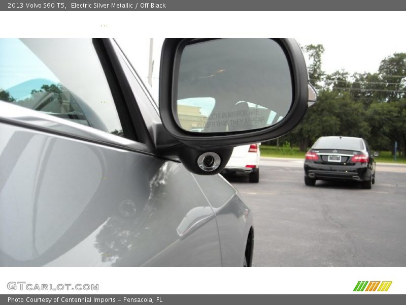 Electric Silver Metallic / Off Black 2013 Volvo S60 T5