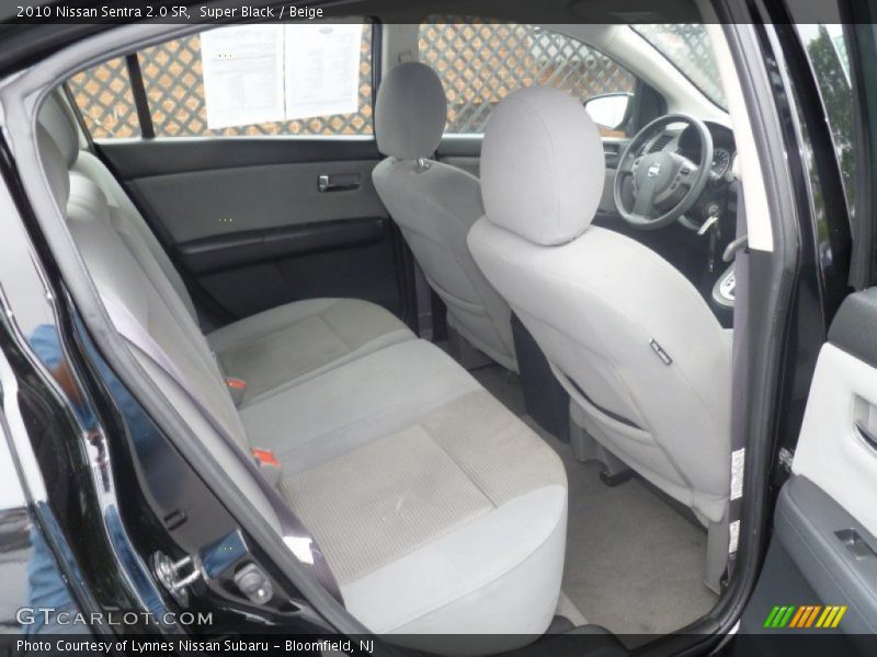 Super Black / Beige 2010 Nissan Sentra 2.0 SR