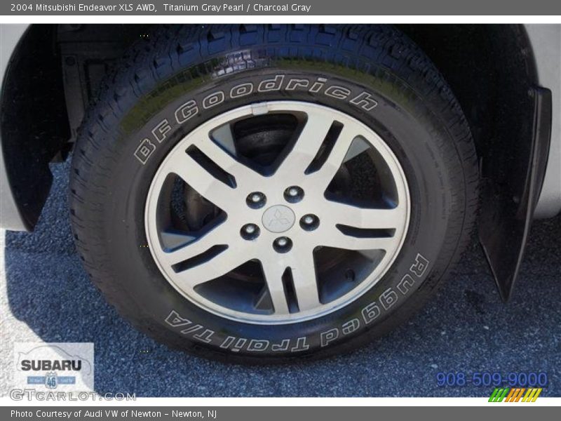 Titanium Gray Pearl / Charcoal Gray 2004 Mitsubishi Endeavor XLS AWD