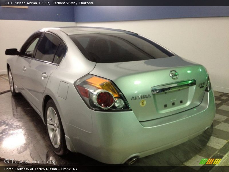 Radiant Silver / Charcoal 2010 Nissan Altima 3.5 SR
