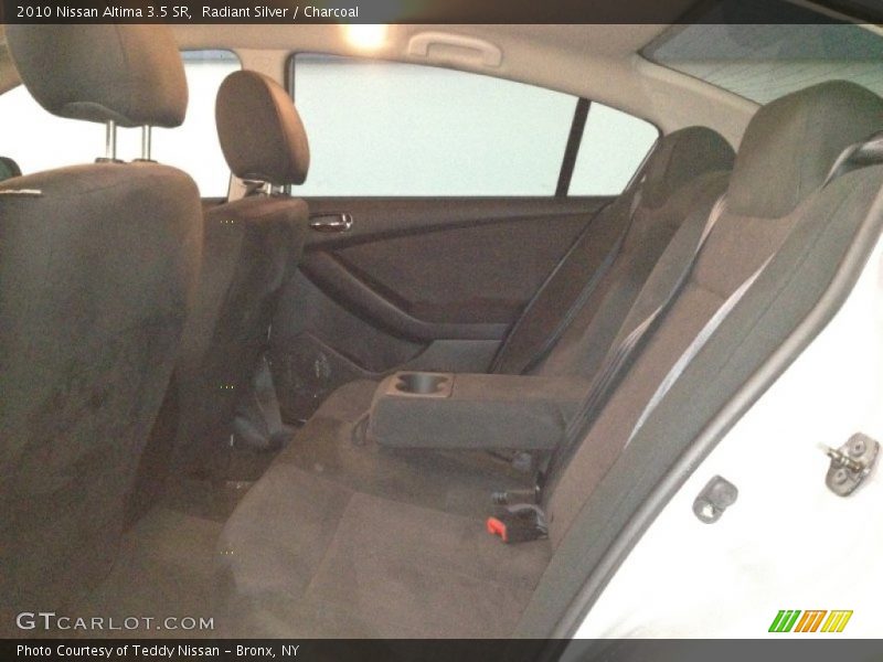 Radiant Silver / Charcoal 2010 Nissan Altima 3.5 SR