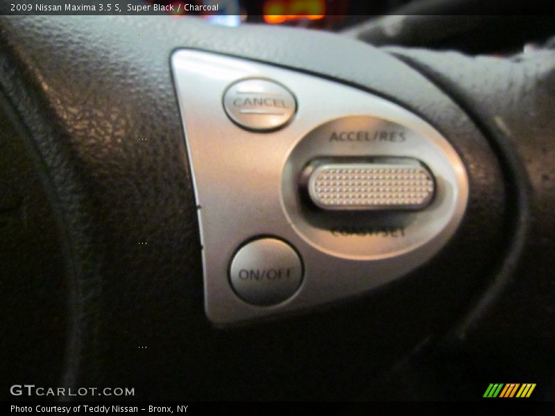Super Black / Charcoal 2009 Nissan Maxima 3.5 S