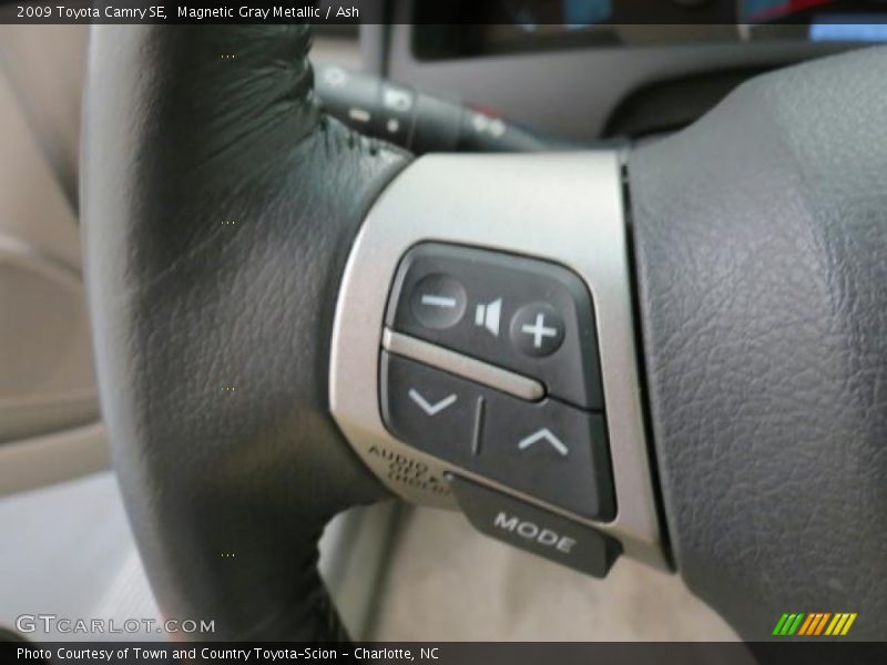 Magnetic Gray Metallic / Ash 2009 Toyota Camry SE