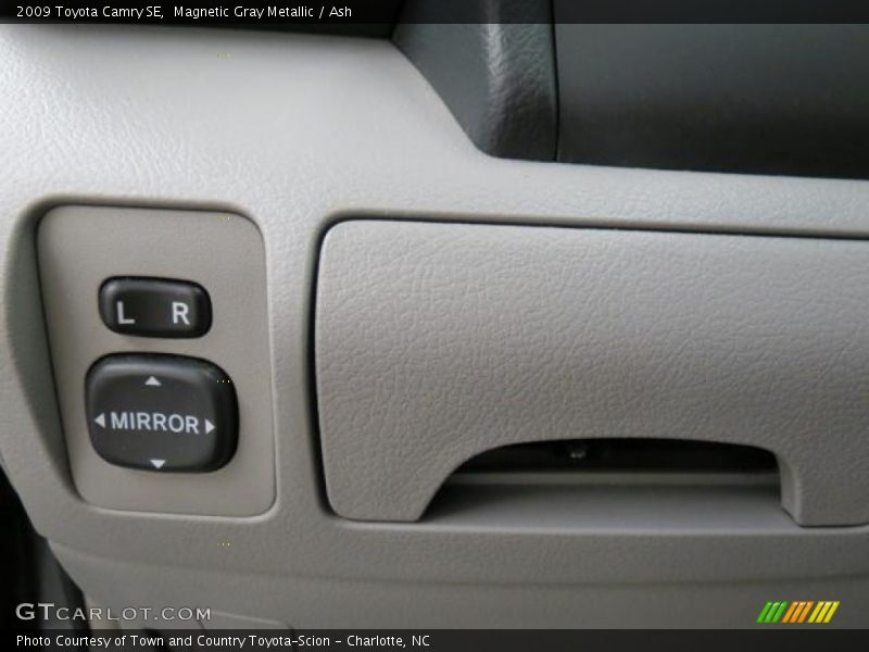 Magnetic Gray Metallic / Ash 2009 Toyota Camry SE