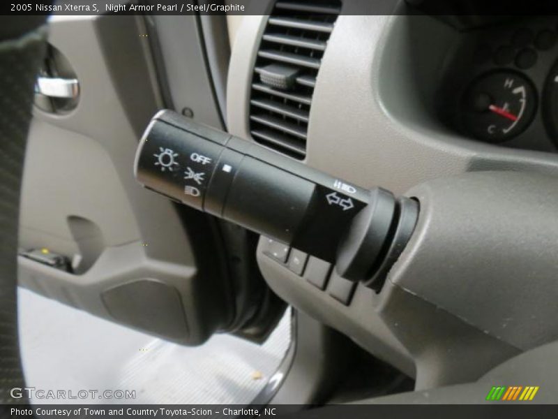 Night Armor Pearl / Steel/Graphite 2005 Nissan Xterra S
