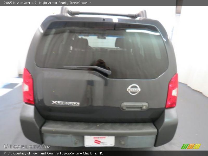 Night Armor Pearl / Steel/Graphite 2005 Nissan Xterra S