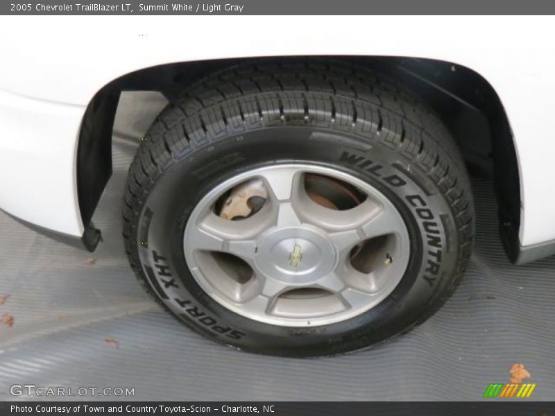 Summit White / Light Gray 2005 Chevrolet TrailBlazer LT
