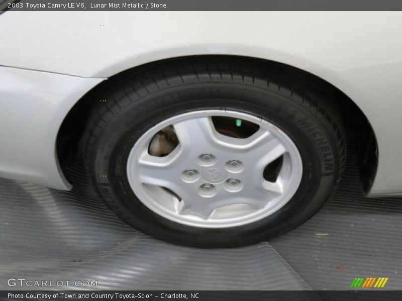 Lunar Mist Metallic / Stone 2003 Toyota Camry LE V6