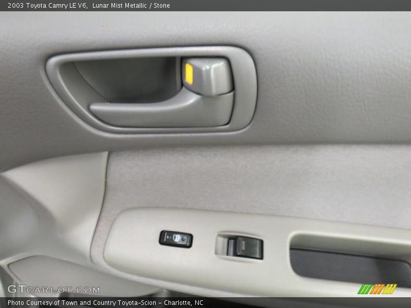 Lunar Mist Metallic / Stone 2003 Toyota Camry LE V6