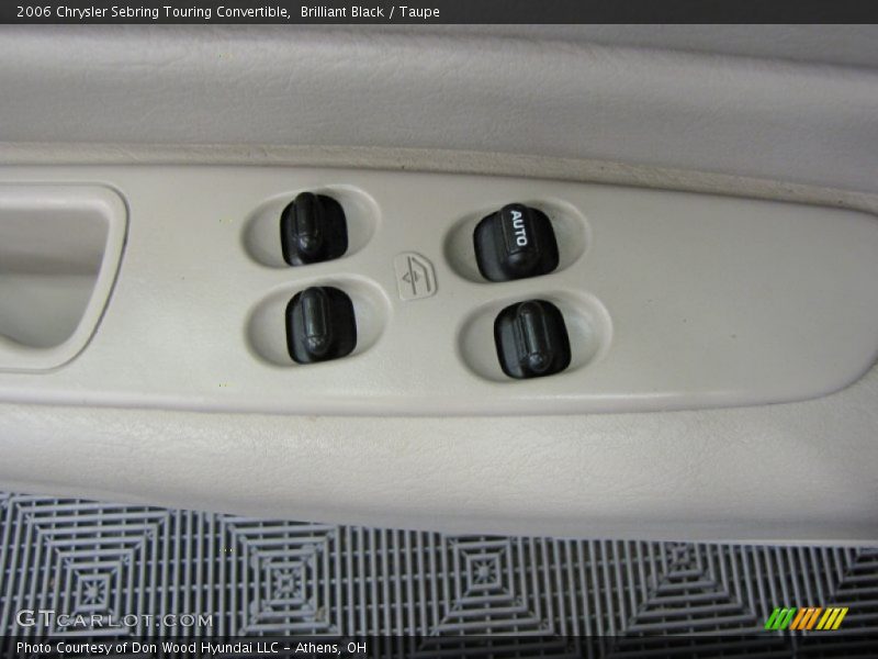 Brilliant Black / Taupe 2006 Chrysler Sebring Touring Convertible