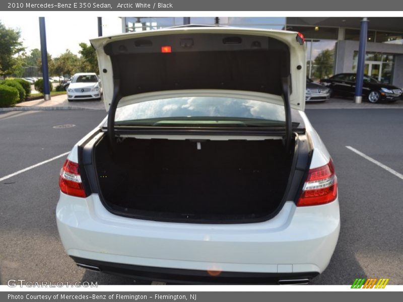 Arctic White / Black 2010 Mercedes-Benz E 350 Sedan