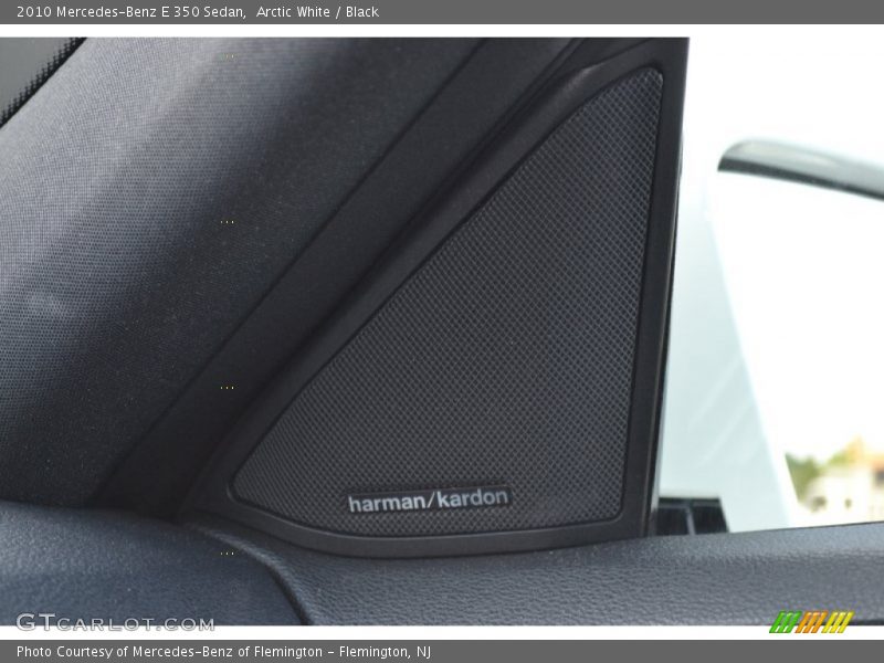 Arctic White / Black 2010 Mercedes-Benz E 350 Sedan