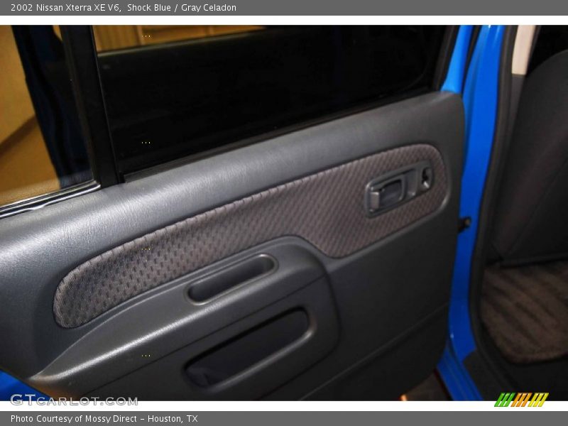 Shock Blue / Gray Celadon 2002 Nissan Xterra XE V6