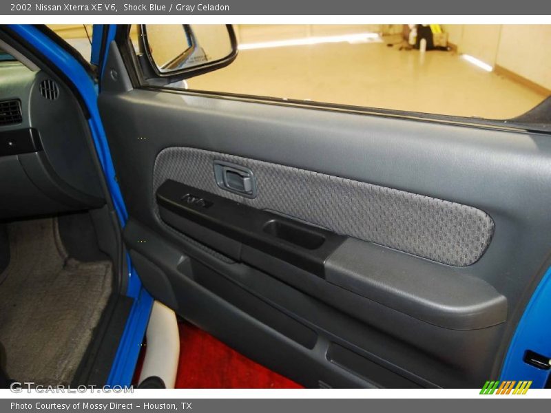 Shock Blue / Gray Celadon 2002 Nissan Xterra XE V6