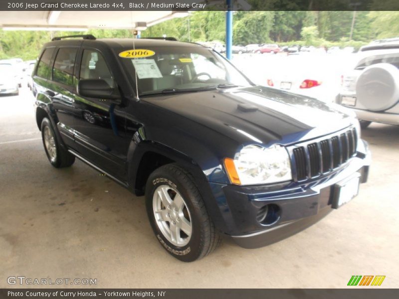 Black / Medium Slate Gray 2006 Jeep Grand Cherokee Laredo 4x4