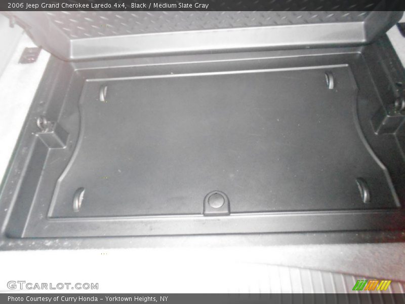 Black / Medium Slate Gray 2006 Jeep Grand Cherokee Laredo 4x4