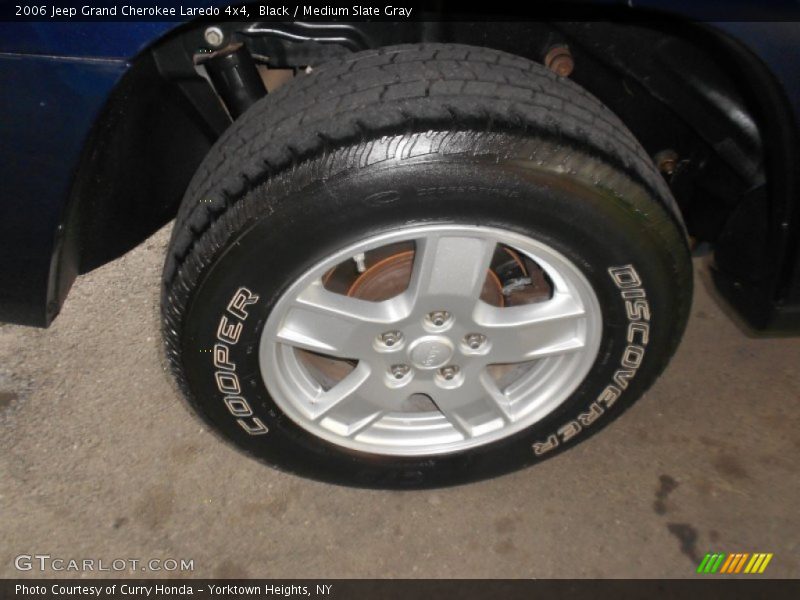 Black / Medium Slate Gray 2006 Jeep Grand Cherokee Laredo 4x4