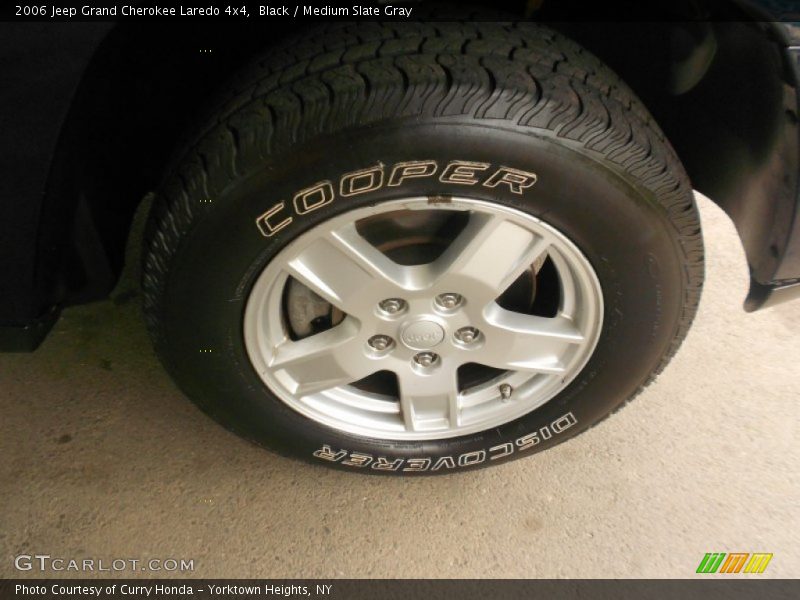 Black / Medium Slate Gray 2006 Jeep Grand Cherokee Laredo 4x4