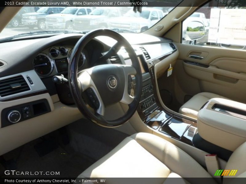 White Diamond Tricoat / Cashmere/Cocoa 2013 Cadillac Escalade Luxury AWD