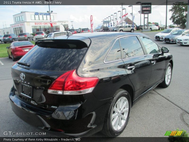 Black / Ivory 2011 Toyota Venza I4 AWD