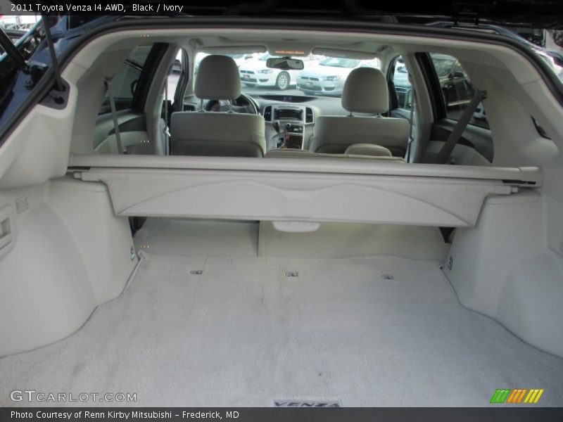 Black / Ivory 2011 Toyota Venza I4 AWD