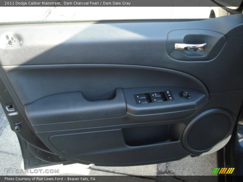 Dark Charcoal Pearl / Dark Slate Gray 2011 Dodge Caliber Mainstreet