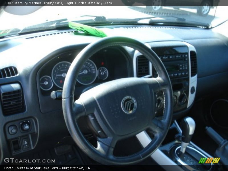 Light Tundra Metallic / Black 2007 Mercury Mariner Luxury 4WD