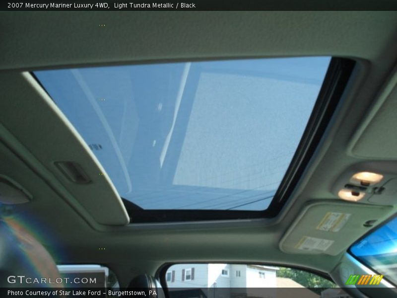 Sunroof of 2007 Mariner Luxury 4WD