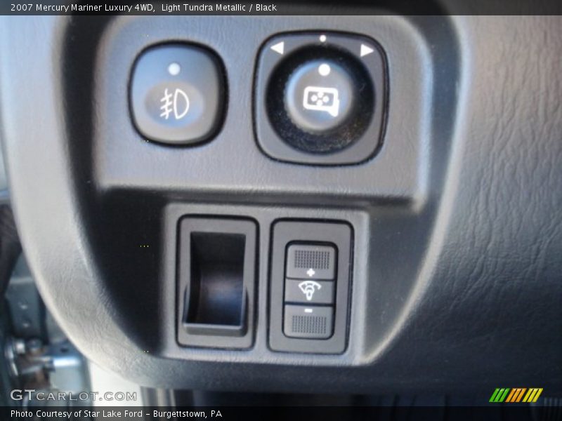 Light Tundra Metallic / Black 2007 Mercury Mariner Luxury 4WD