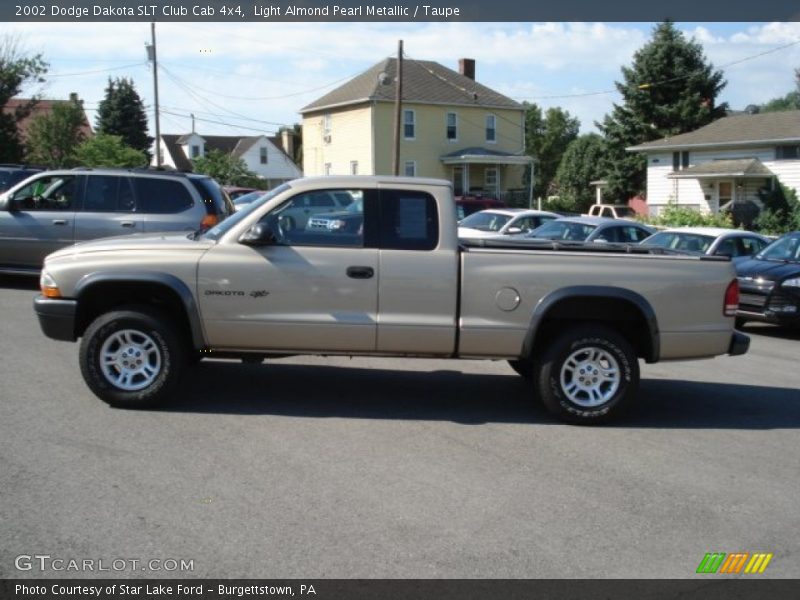 Light Almond Pearl Metallic / Taupe 2002 Dodge Dakota SLT Club Cab 4x4