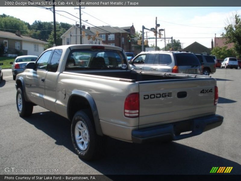 Light Almond Pearl Metallic / Taupe 2002 Dodge Dakota SLT Club Cab 4x4