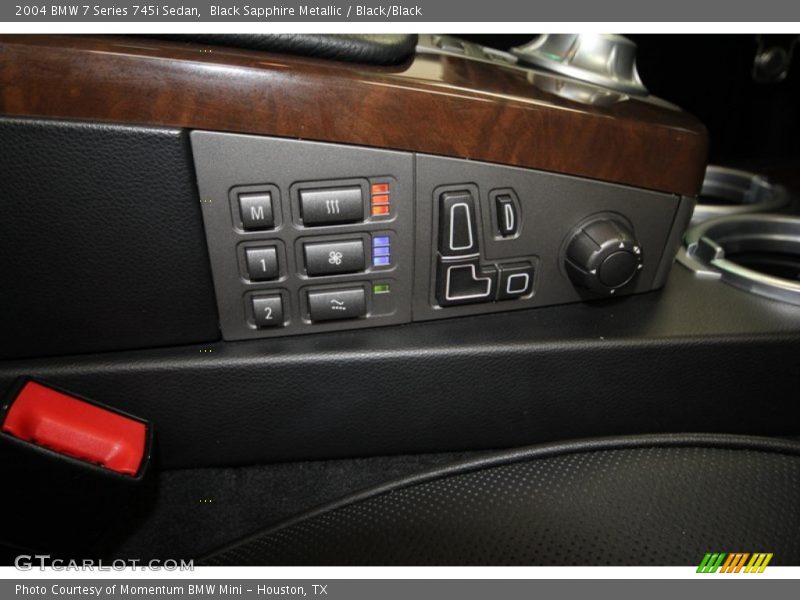 Controls of 2004 7 Series 745i Sedan