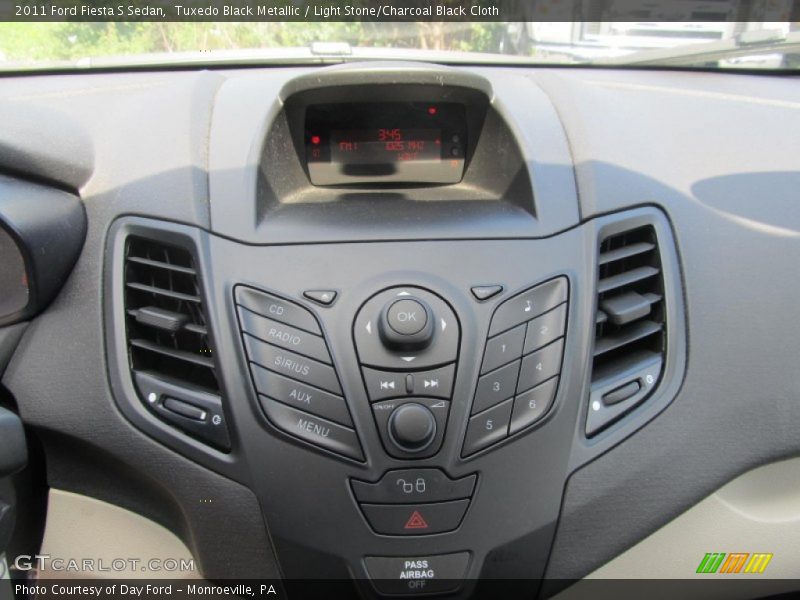 Controls of 2011 Fiesta S Sedan