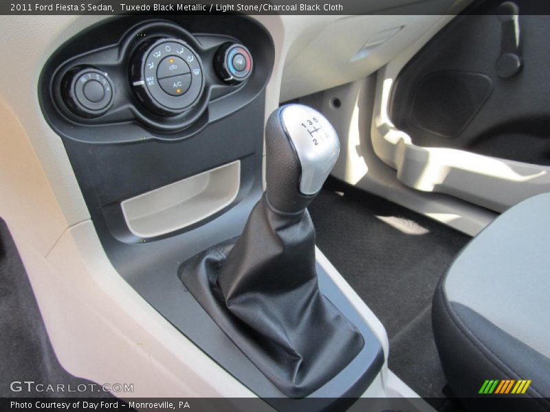  2011 Fiesta S Sedan 5 Speed Manual Shifter