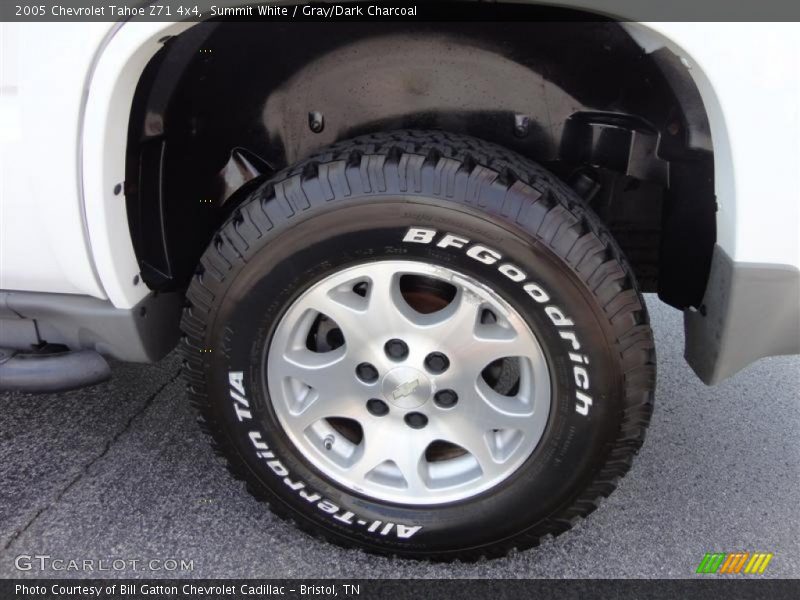 Summit White / Gray/Dark Charcoal 2005 Chevrolet Tahoe Z71 4x4