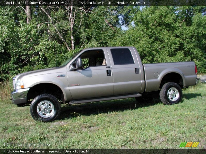 Arizona Beige Metallic / Medium Parchment 2004 Ford F250 Super Duty Lariat Crew Cab 4x4