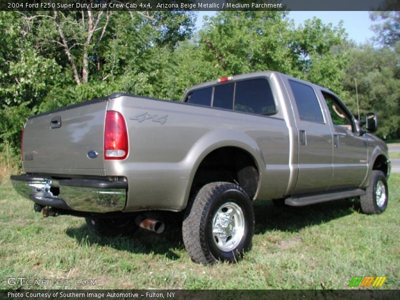 Arizona Beige Metallic / Medium Parchment 2004 Ford F250 Super Duty Lariat Crew Cab 4x4
