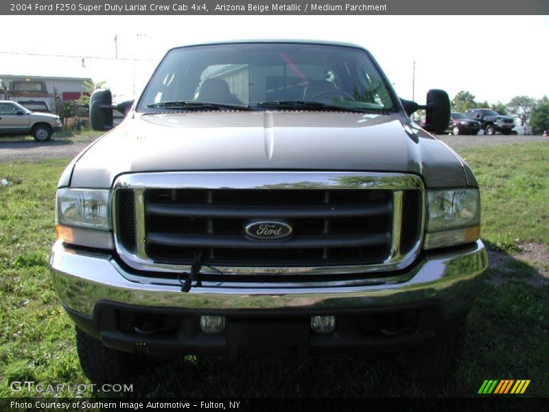 Arizona Beige Metallic / Medium Parchment 2004 Ford F250 Super Duty Lariat Crew Cab 4x4