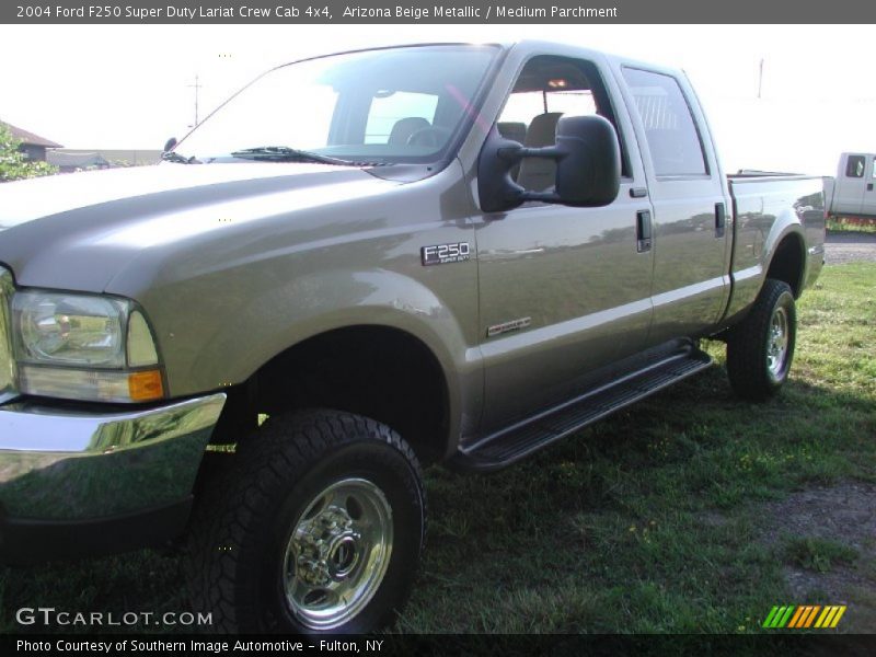 Arizona Beige Metallic / Medium Parchment 2004 Ford F250 Super Duty Lariat Crew Cab 4x4