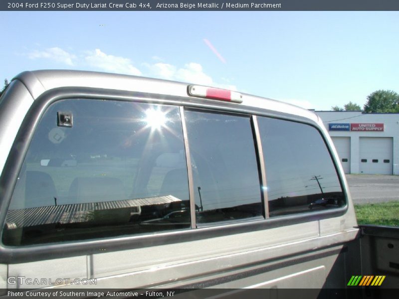 Arizona Beige Metallic / Medium Parchment 2004 Ford F250 Super Duty Lariat Crew Cab 4x4