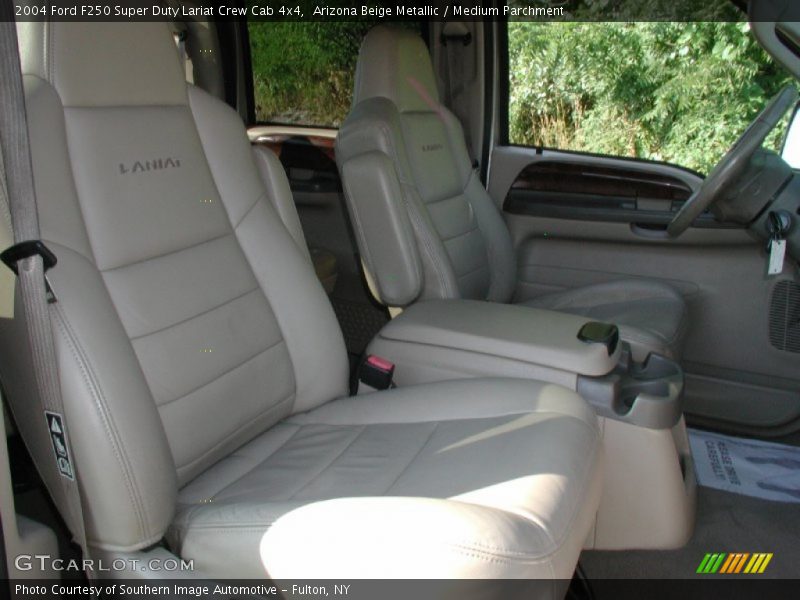 Arizona Beige Metallic / Medium Parchment 2004 Ford F250 Super Duty Lariat Crew Cab 4x4