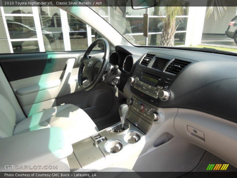 Classic Silver Metallic / Ash 2010 Toyota Highlander V6
