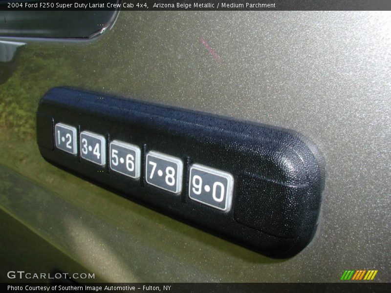 Arizona Beige Metallic / Medium Parchment 2004 Ford F250 Super Duty Lariat Crew Cab 4x4