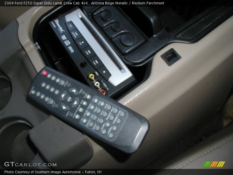 Arizona Beige Metallic / Medium Parchment 2004 Ford F250 Super Duty Lariat Crew Cab 4x4
