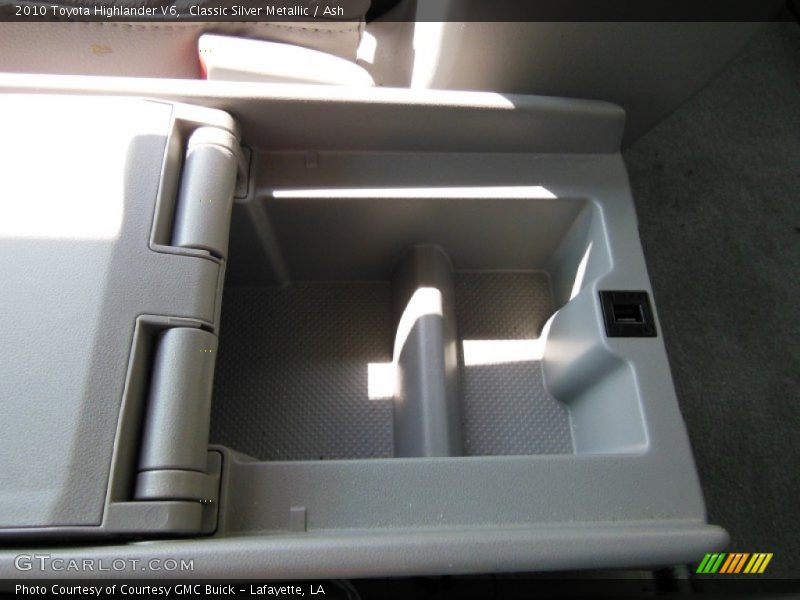 Classic Silver Metallic / Ash 2010 Toyota Highlander V6
