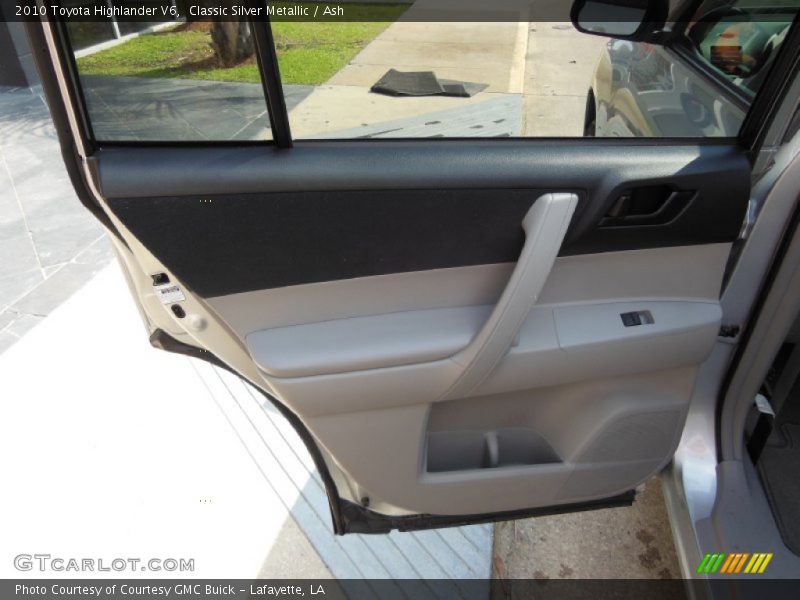 Classic Silver Metallic / Ash 2010 Toyota Highlander V6