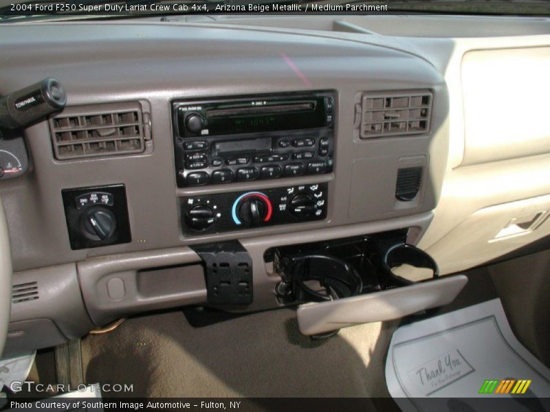 Arizona Beige Metallic / Medium Parchment 2004 Ford F250 Super Duty Lariat Crew Cab 4x4