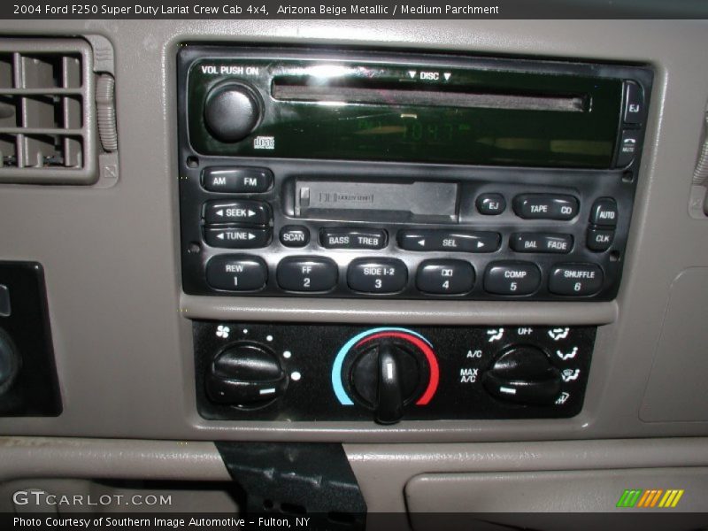 Arizona Beige Metallic / Medium Parchment 2004 Ford F250 Super Duty Lariat Crew Cab 4x4