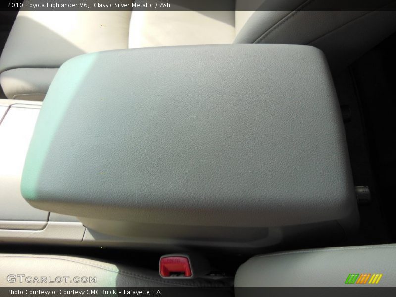 Classic Silver Metallic / Ash 2010 Toyota Highlander V6