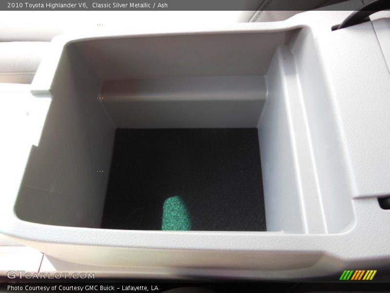 Classic Silver Metallic / Ash 2010 Toyota Highlander V6